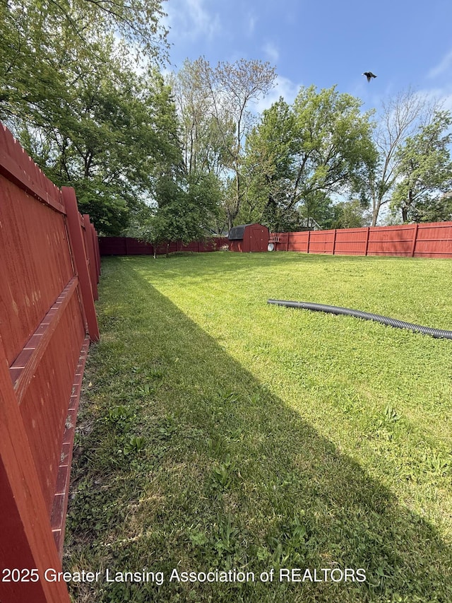 403 W Frederick Ave, Lansing, MI 48906 - photo 41