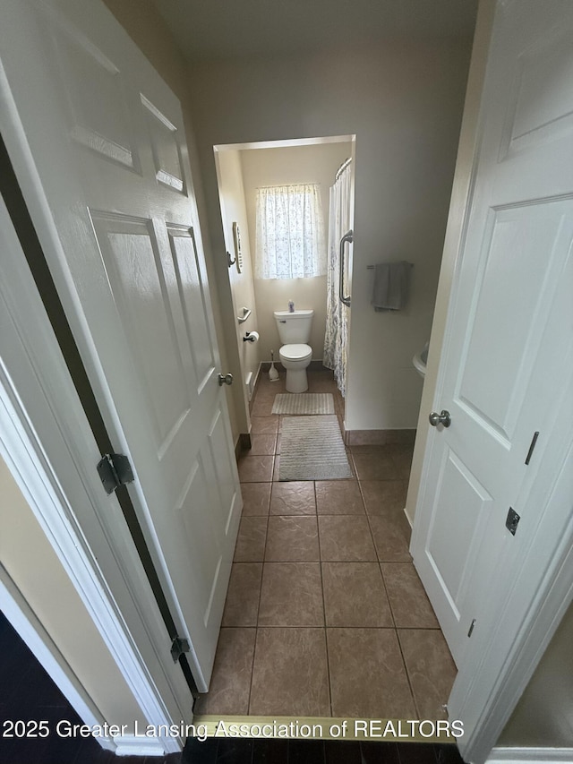403 W Frederick Ave, Lansing, MI 48906 - photo 17