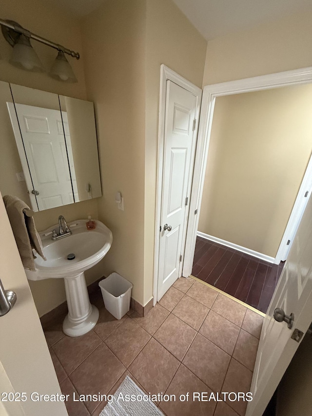 403 W Frederick Ave, Lansing, MI 48906 - photo 19