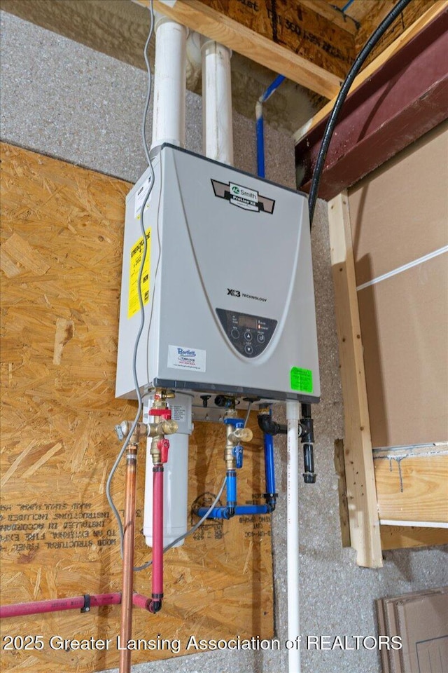 5651 Copper Creek Dr, Haslett, MI 48840 - utilities with water heater