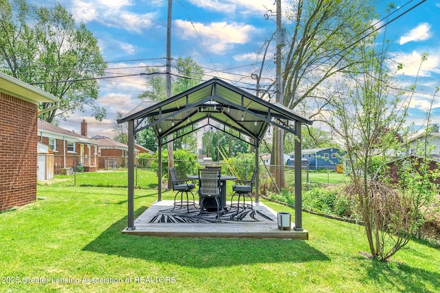 2531 Dillingham Ave, Lansing, MI 48906 - view of yard featuring a gazebo