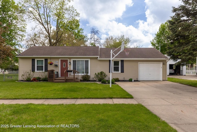 316 Union St, Grand Ledge, MI 48837 - single story home featuring a garage and driveway