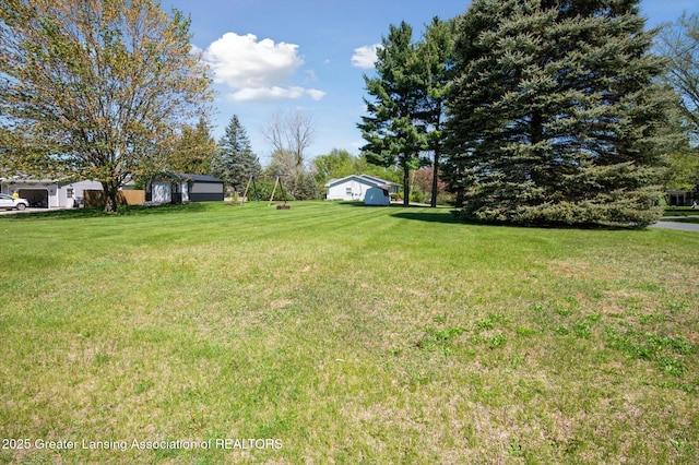 9195 Westchester Dr, Laingsburg, MI 48848 - photo 5