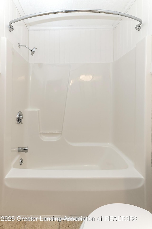 3979 Dayspring Ct, Okemos, MI 48864 - full bathroom with toilet