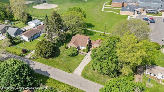 224 S Grace St, Lansing, MI 48917 - aerial view of property and surrounding area featuring nearby suburban area