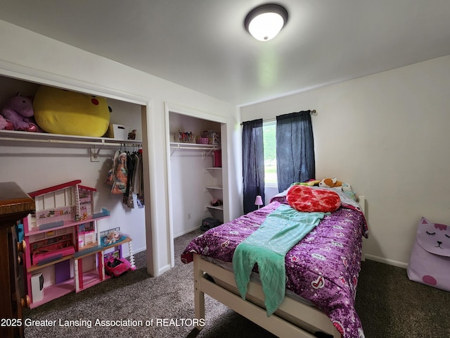 136 N Chestnut St, Owosso, MI 48867 - bedroom featuring carpet and baseboards