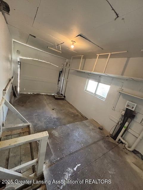 704 Mckim Ave, Lansing, MI 48910 - view of garage