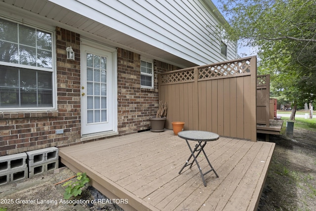 6215 Beechfield Dr, Lansing, MI 48911 - view of deck
