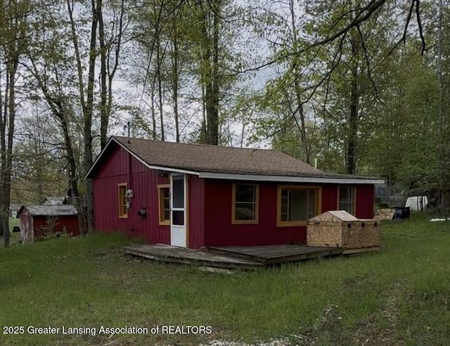 5583 Parkwood St, Gladwin, MI 48624 - photo 1