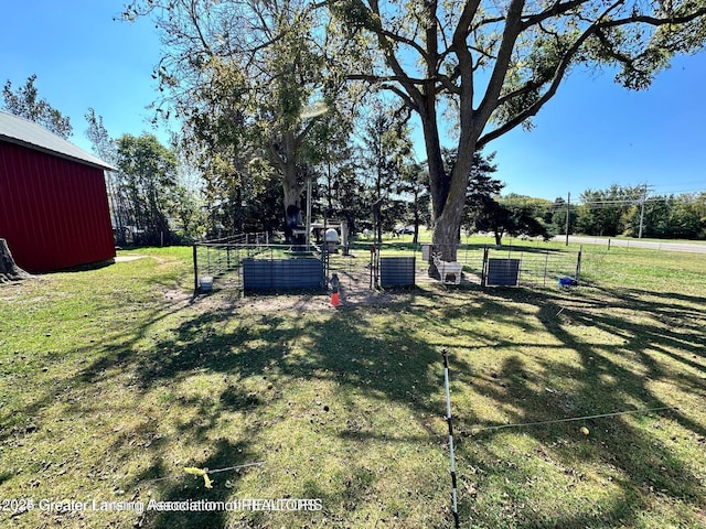 13862 Hartel Rd, Grand Ledge, MI 48837 - view of yard
