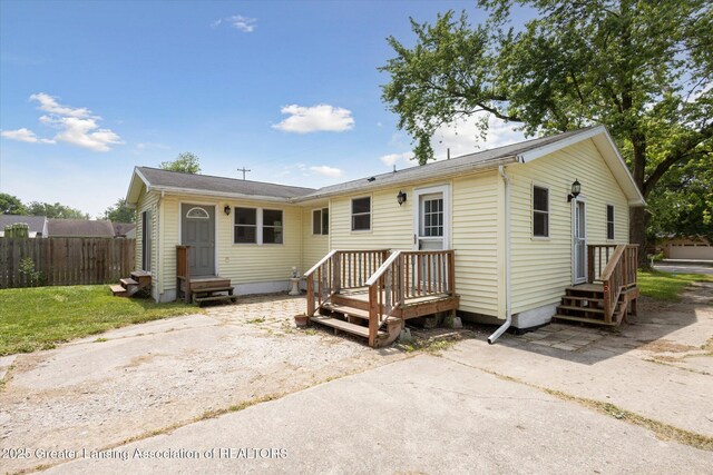 127 S Dibble Ave, Lansing, MI 48917 - photo 4