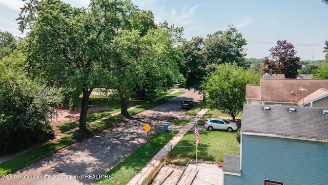 621 Ridgewood Ave, Lansing, MI 48910 - aerial view