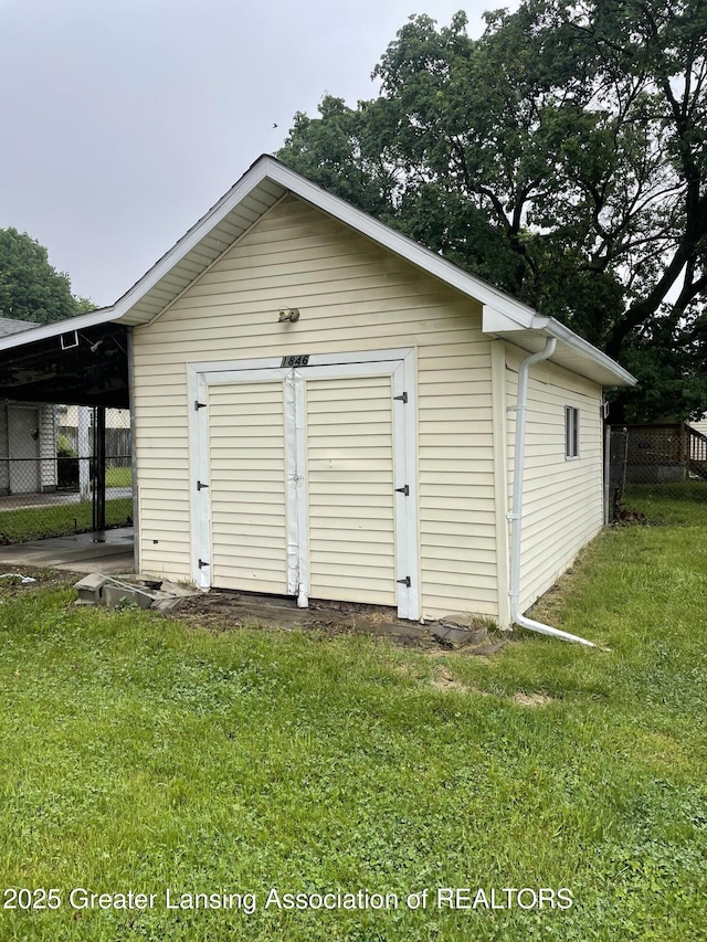 1846 Davis Ave, Lansing, MI 48910 - view of garage