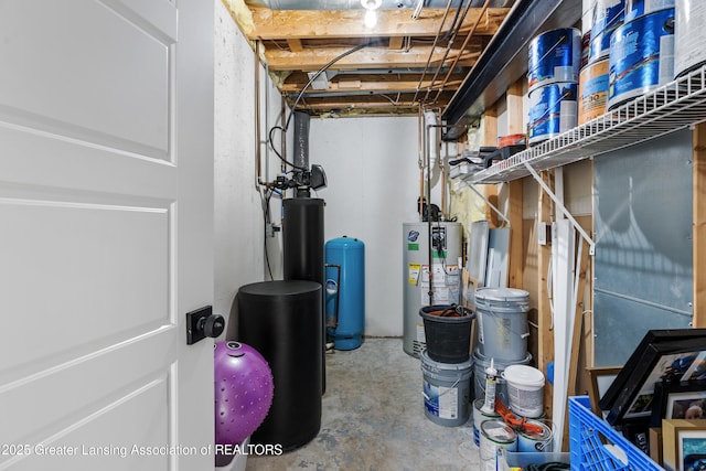 1600 Tuttle Rd, Mason, MI 48854 - unfinished below grade area featuring gas water heater
