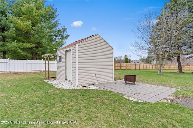 703 Hastay Blvd, Eaton Rapids, MI 48827 - view of shed