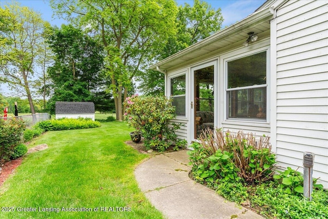 14921 Karl Dr, Lansing, MI 48906 - view of yard