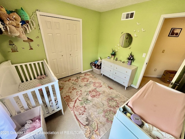 405 N Iris Ln, Laingsburg, MI 48848 - bedroom featuring a closet, baseboards, and carpet