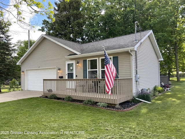 623 Horatio St, Charlotte, MI 48813 - single story home with a garage, driveway, roof with shingles, a front yard, and a porch