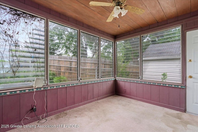 1218 Woodbine Ave, Lansing, MI 48910 - unfurnished sunroom featuring ceiling fan