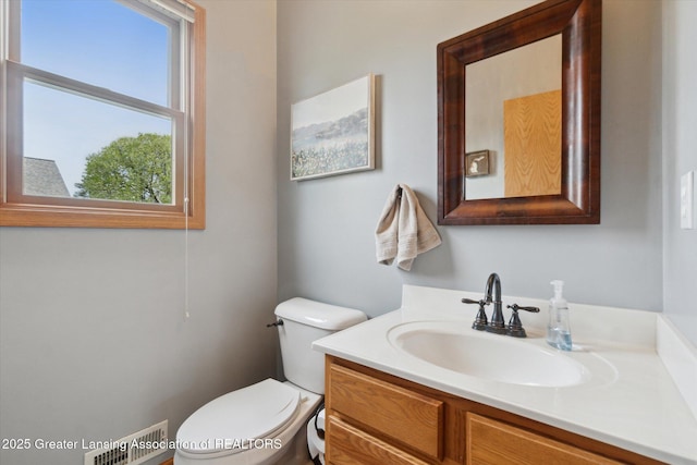 549 Riverwalk Dr, Mason, MI 48854 - bathroom with toilet and vanity