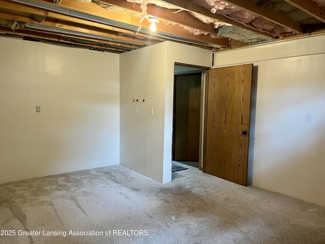 722 Fieldview Dr, Grand Ledge, MI 48837 - below grade area featuring carpet floors