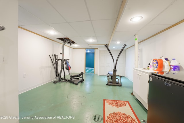 2305 Post Oak Ln, Lansing, MI 48912 - workout area featuring recessed lighting, baseboards, and a drop ceiling