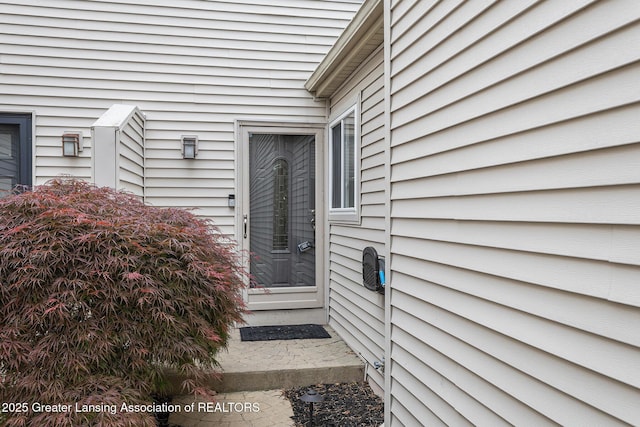 1146 S Ridge Rd, Lansing, MI 48917 - view of exterior entry