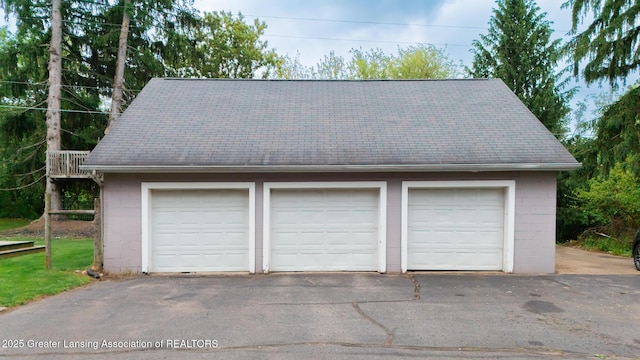 9181 Coleman Rd, Haslett, MI 48840 - view of detached garage
