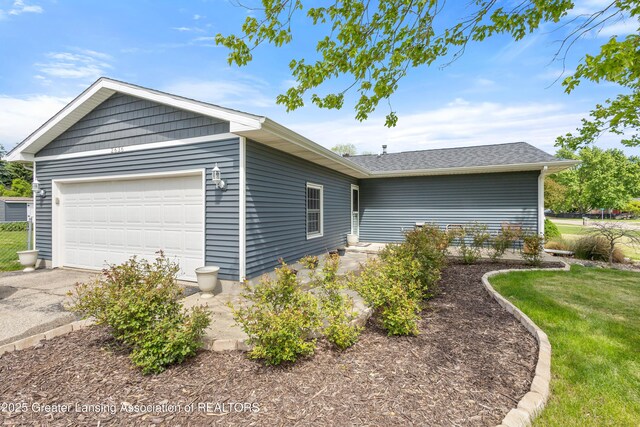 2636 Gilbert Rd, Lansing, MI 48911