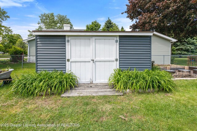 2636 Gilbert Rd, Lansing, MI 48911
