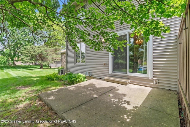 1010 Grenoble Cir, Lansing, MI 48917 - view of patio