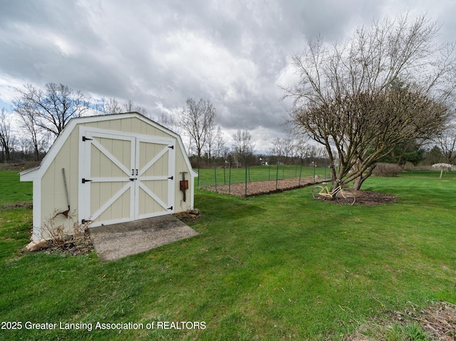 1932 Maple Shade Dr, Williamston, MI 48895 - view of green lawn