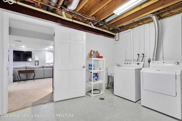 1615 Willow Creek Dr, Lansing, MI 48917 - washroom with washer and clothes dryer