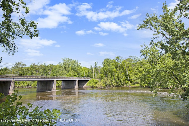 2550 Webster Rd, Lansing, MI 48917