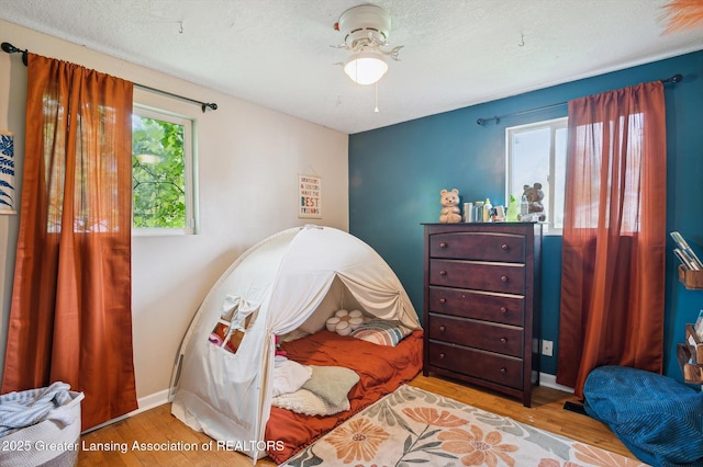 4622 Burchfield Ave, Lansing, MI 48910 - bedroom with wood finished floors