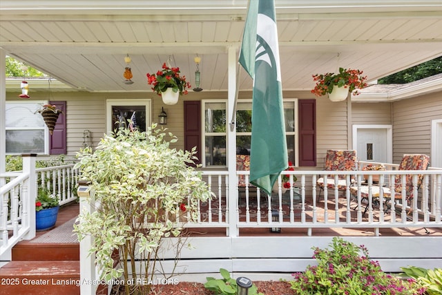 10470 Barnes Hwy, Eaton Rapids, MI 48827 - view of wooden porch