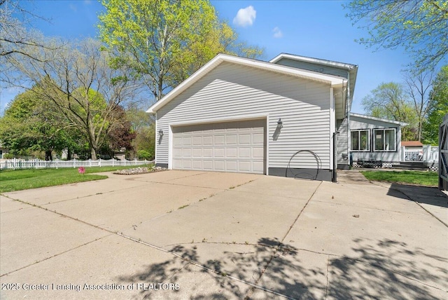 816 Creyts Rd, Dimondale, MI 48821 - view of side of home