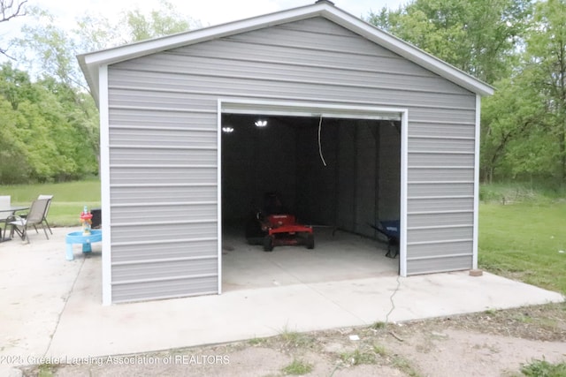 5413 S Waverly Rd, Lansing, MI 48911 - view of detached garage