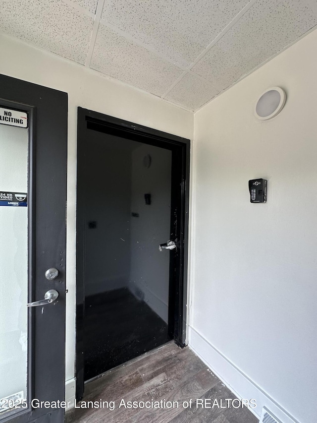 600 E Cavanaugh Rd, Lansing, MI 48910 - view of entrance to property