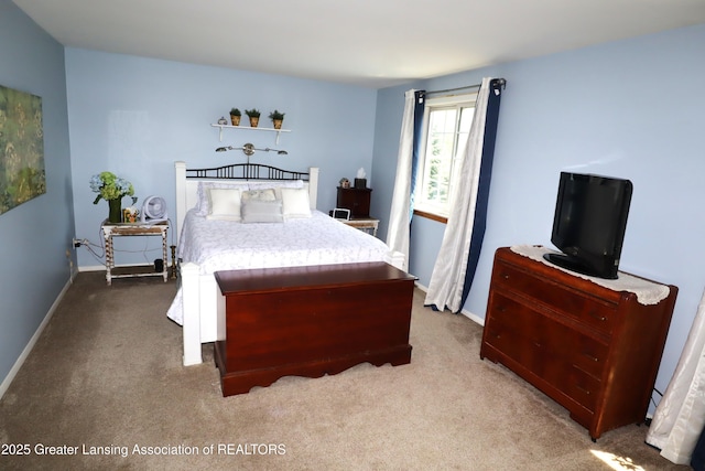 1615 Peppertree Ln, Lansing, MI 48912 - carpeted bedroom featuring baseboards