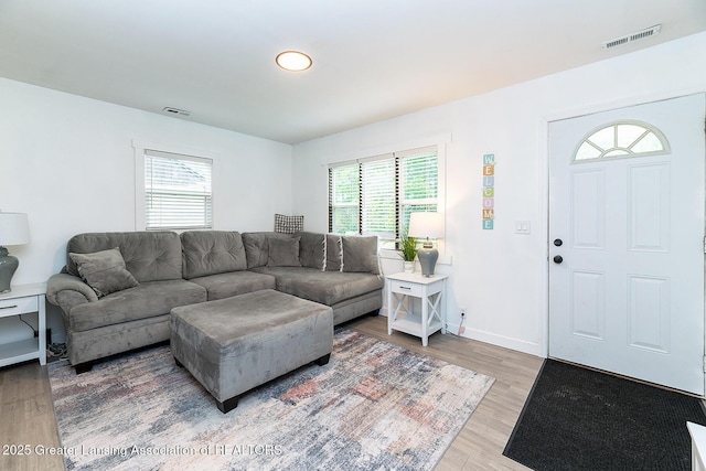 1208 Victor Ave, Lansing, MI 48911