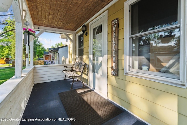 3804 Glenwood Ave, Lansing, MI 48910 - view of porch