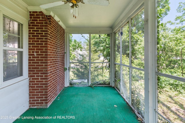 1615 Inverness Ave, Lansing, MI 48915 - unfurnished sunroom featuring a ceiling fan