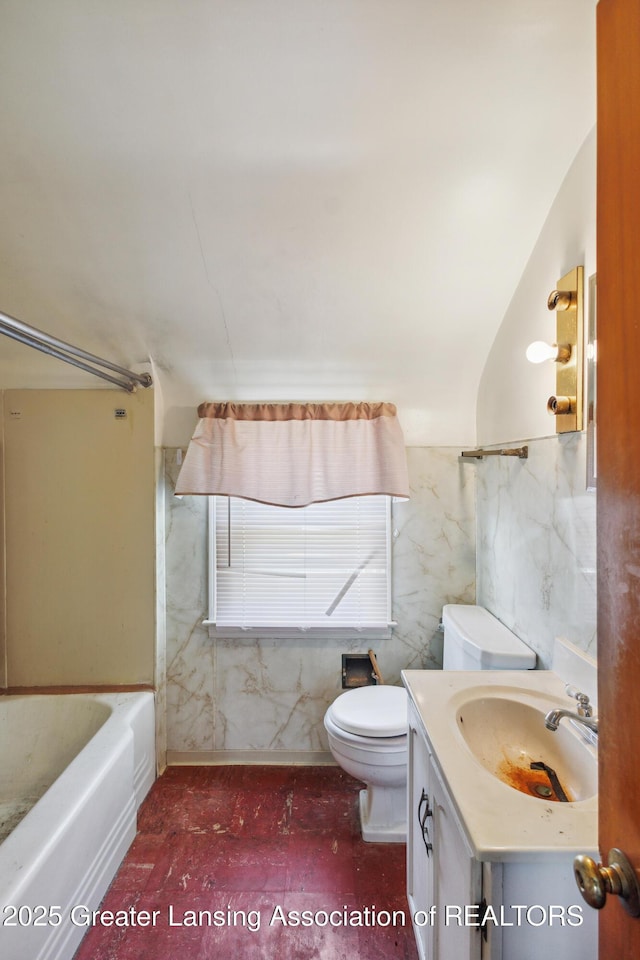 1615 Inverness Ave, Lansing, MI 48915 - bathroom with toilet and vanity