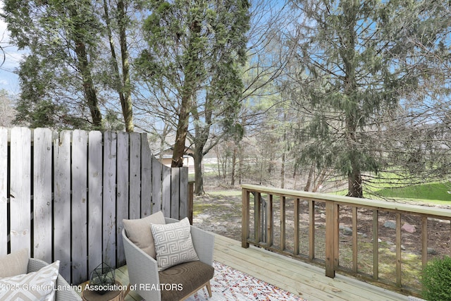 4003 Norfolk Ct, Lansing, MI 48910 - view of deck