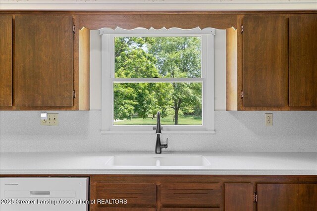 625 Park Ln, Corunna, MI 48817
