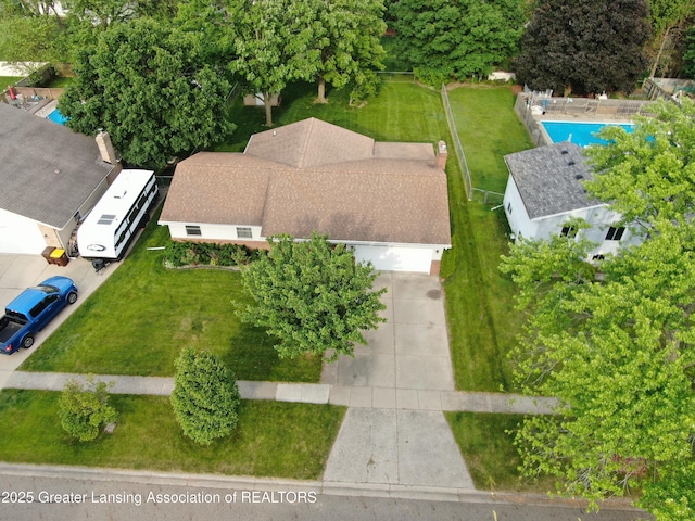 1005 Old Erin Way, Lansing, MI 48917 - bird's eye view of a pool