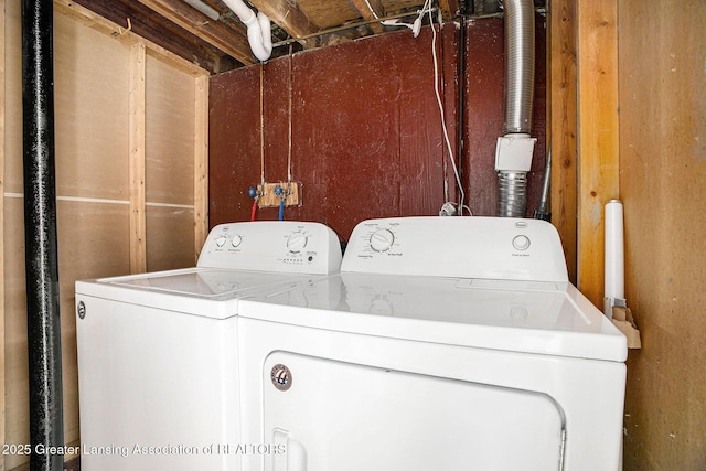 4425 Doncaster Ave, Holt, MI 48842 - laundry room with separate washer and dryer