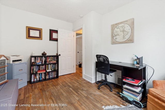 1928 Teel Ave, Lansing, MI 48910 - home office with hardwood / wood-style floors
