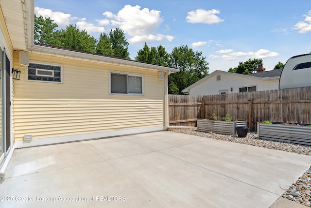 4663 Sycamore St, Holt, MI 48842 - view of patio